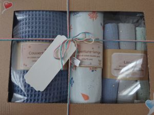 Coffret pour bébé : couvertures & langes